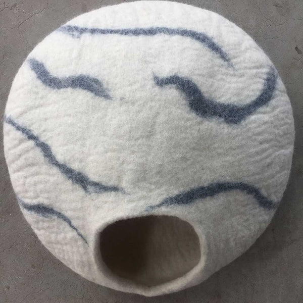 felt cat cave white