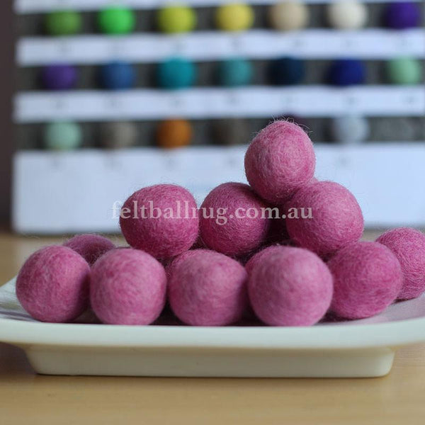 Pastel Rainbow Felt Balls 2.5 Cm Felted Custom Wool Balls for