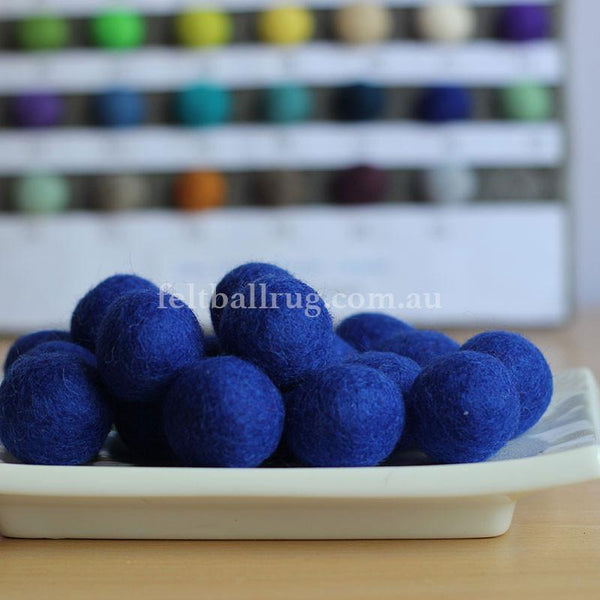 Felt Ball Royal Blue 1 CM,  2 CM, 2.5 CM, 3 CM, 4 CM Colour 48 - Felt Ball Rug USA - 1