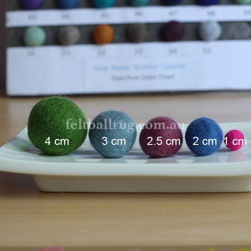 Felt Ball Mint Green 1 CM,  2 CM, 2.5 CM, 3 CM, 4 CM Colour 46 - Felt Ball Rug USA - 2